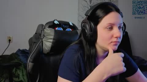 Kviki online show from April 18, 2026, 3:32 am