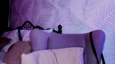 Snapshot of holy_silvia chatting on January 17, 2025, 11:06 am Miss Silvia GMT2 Tuesday - Saturday 0900am-1600pm online show from January 17, 2025, 11:06 am