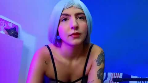 Snapshot of holy_taby_ chatting on February 2, 2025, 6:42 pm online show from February 2, 2025, 6:42 pm