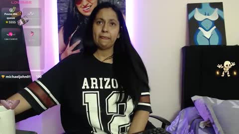 Milena online show from November 18, 2025, 11:15 pm