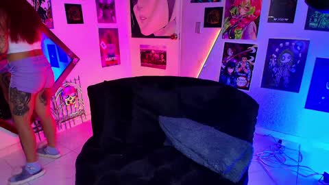   online show from February 1, 2025, 11:48 pm