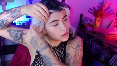   online show from May 29, 2026, 11:36 pm
