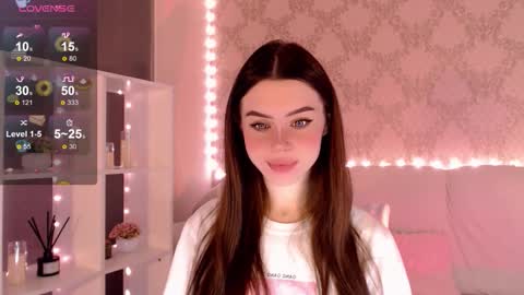 Mia online show from October 16, 2025, 3:40 am