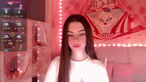 Mia online show from October 28, 2025, 3:54 am