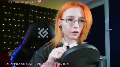 Honelints boyblonde hair AsterMIntfemboybrown hair online show from January 20, 2025, 4:01 pm