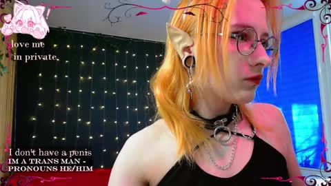 Honelints boyblonde hair AsterMIntfemboybrown hair online show from March 9, 2025, 11:58 am