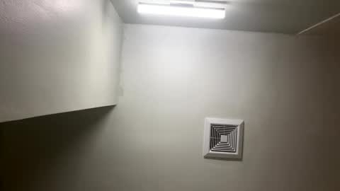 Snapshot of honesty312 chatting on October 12, 2025, 9:47 pm honesty312 online show from October 12, 2025, 9:47 pm