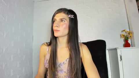 honey_darcy online show from February 20, 2026, 6:26 am