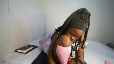 honey drop online show from March 20, 2026, 2:05 am