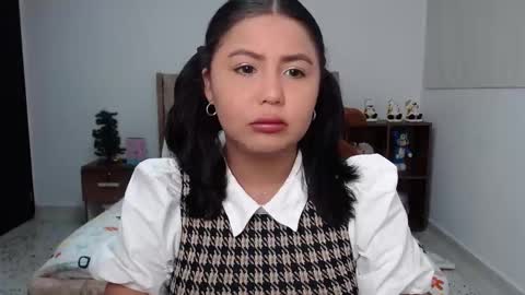 Snapshot of honey_hypnotic chatting on December 28, 2024, 1:59 pm honey_hypnotic online show from December 28, 2024, 1:59 pm