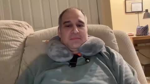 Snapshot of honey_man14 chatting on February 11, 2025, 4:11 am honey_man14 online show from February 11, 2025, 4:11 am