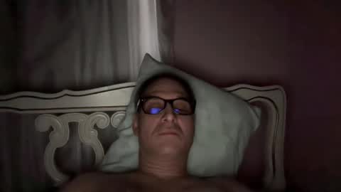 Snapshot of honey_man14 chatting on February 13, 2025, 8:45 pm honey_man14 online show from February 13, 2025, 8:45 pm
