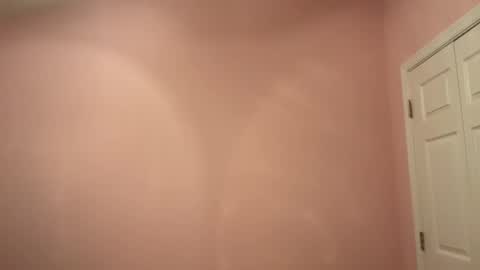 Snapshot of honey_man14 chatting on September 19, 2025, 6:52 pm honey_man14 online show from September 19, 2025, 6:52 pm