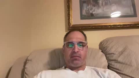 honey_man14 online show from April 13, 2026, 2:28 am