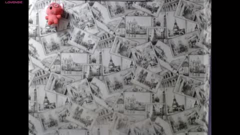 Lina online show from December 17, 2024, 1:27 pm