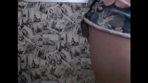 Lina online show from September 22, 2025, 7:10 am