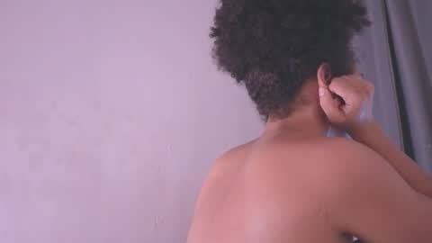 Honey-Sweett online show from February 7, 2026, 10:19 am