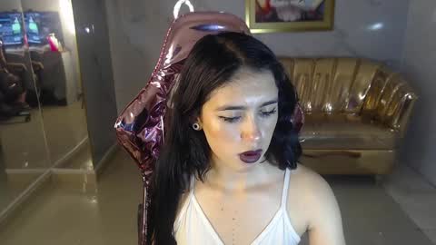 HONEY  online show from February 1, 2025, 7:02 pm