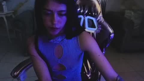 HONEY  online show from May 20, 2026, 3:13 am