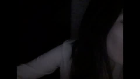 honey_yuzu online show from October 3, 2025, 7:44 pm