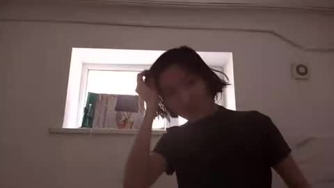 honey_yuzu online show from February 1, 2026, 6:56 am