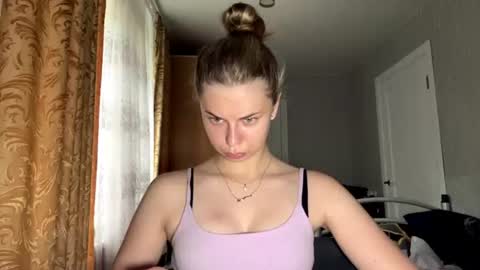 Klara online show from July 5, 2026, 9:05 am