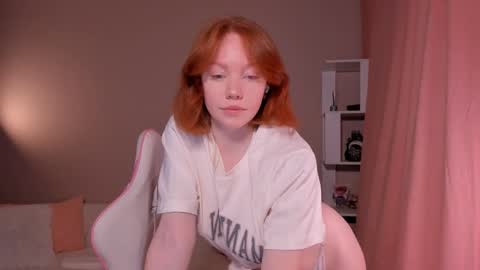 Snapshot of honeyautumn chatting on February 28, 2025, 12:54 am honeyautumn online show from February 28, 2025, 12:54 am