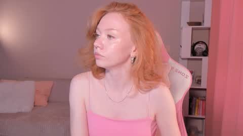 Snapshot of honeyautumn chatting on September 16, 2025, 1:50 am honeyautumn online show from September 16, 2025, 1:50 am