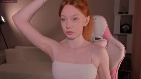 honeyautumn online show from February 2, 2026, 1:26 am