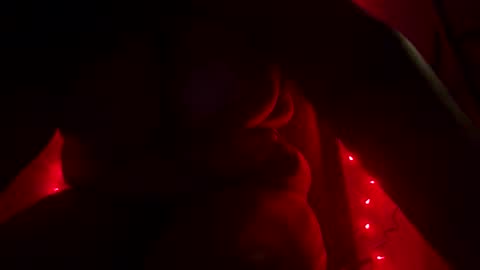 honeybeexo12 online show from January 20, 2025, 10:40 am