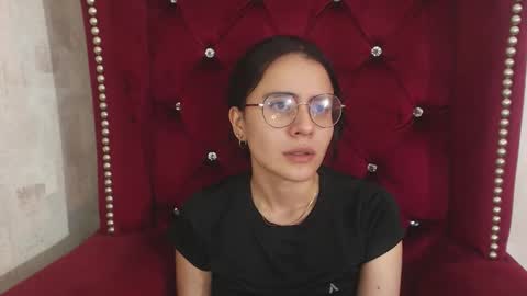 Emily online show from November 23, 2025, 3:01 pm