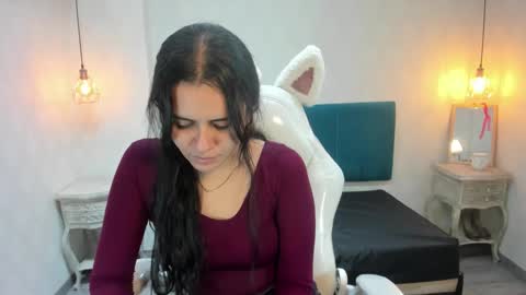 Emily online show from June 10, 2026, 2:49 pm