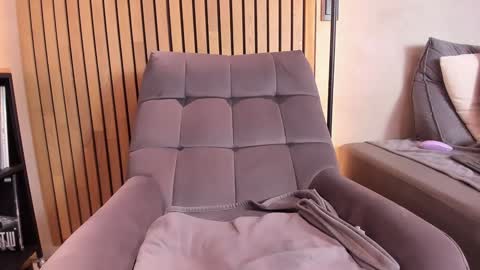 Sofia independent model online show from December 19, 2024, 2:24 pm