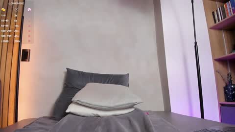 Sofia independent model online show from February 6, 2025, 2:26 pm