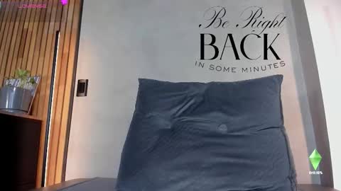 Sofia independent model online show from November 4, 2025, 10:47 am