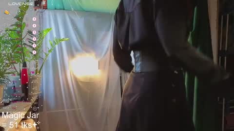 Molly  online show from September 30, 2025, 3:44 am