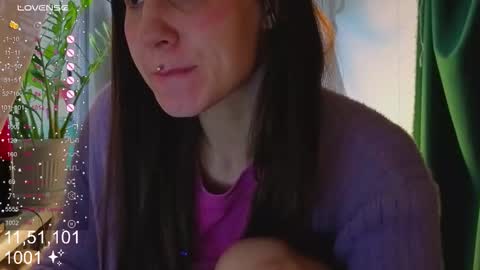 Molly  online show from October 24, 2025, 5:15 am