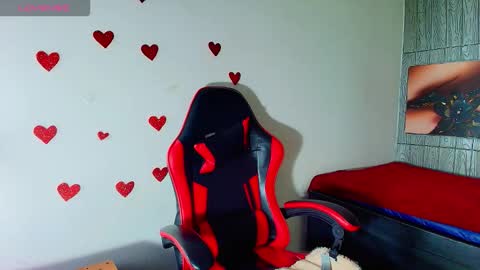 HONEY LUXE online show from February 20, 2026, 6:26 am