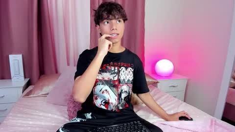 honeymoon_sariel online show from November 24, 2025, 1:44 pm