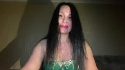 honeyvibe26 online show from June 15, 2026, 7:38 pm