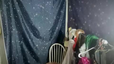 Emi Rose online show from November 27, 2025, 9:17 pm