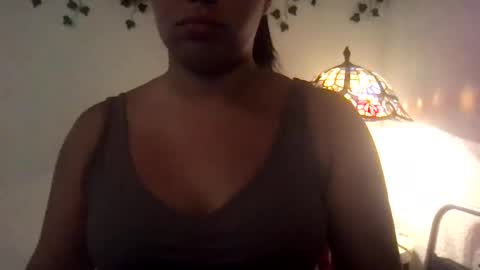 honeyyy89 online show from October 6, 2025, 6:05 pm