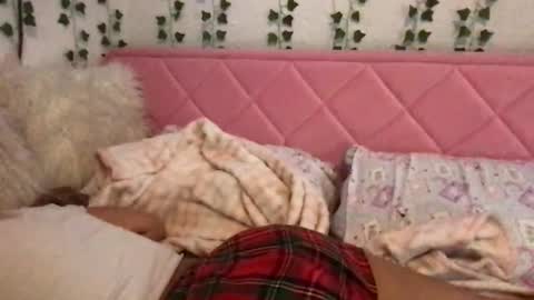 honeyyy89 online show from February 28, 2026, 10:00 pm