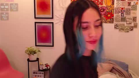    online show from November 6, 2025, 8:21 pm