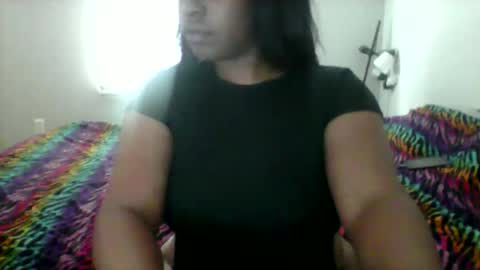 Snapshot of honnievu chatting on February 1, 2026, 9:35 pm honnievu online show from February 1, 2026, 9:35 pm