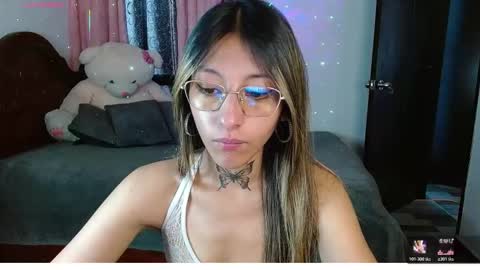 Hoollly Jones online show from January 12, 2026, 5:51 pm