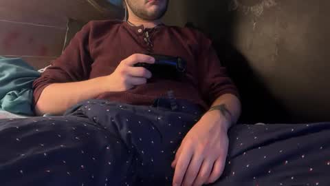 HorchataLeche online show from November 3, 2025, 2:13 am