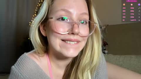 Audrey online show from December 18, 2024, 3:37 am