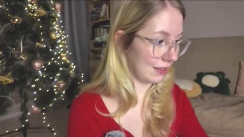 Audrey online show from December 22, 2025, 1:46 am