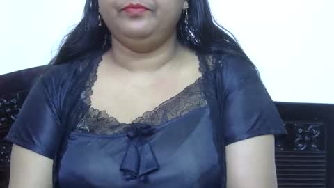 Snapshot of horneydesibabe chatting on December 13, 2024, 2:54 am horneydesibabe online show from December 13, 2024, 2:54 am